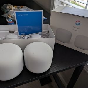Google Nest WiFi router and point